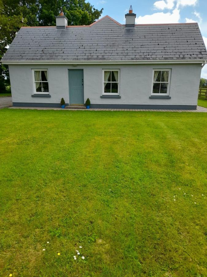 Katy Kellys Countryside Self Catering Cottage 로스코먼 외부 사진